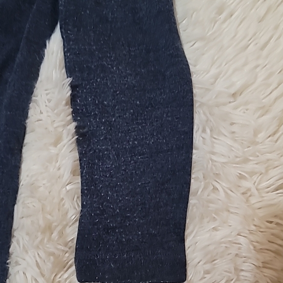 Joe Fresh Boys long sleeve shirt, thin long sleeve shirt, size 5 - Picture 4 of 5